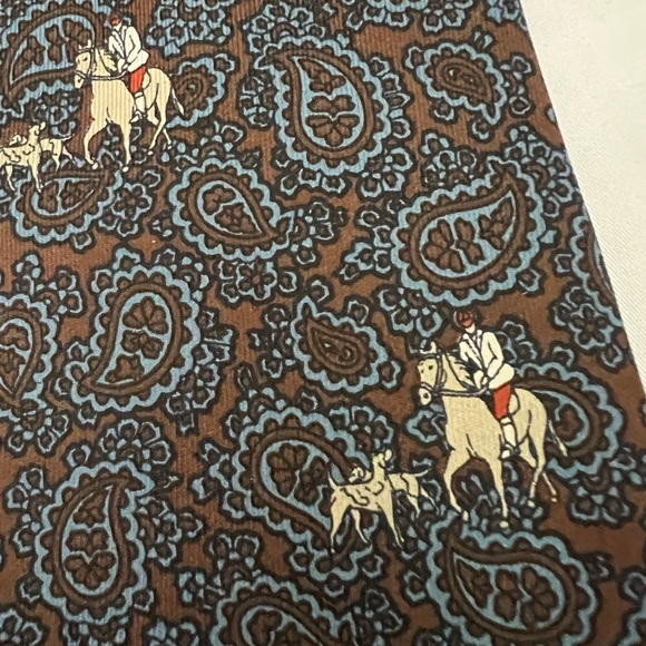 Gucci Silk Printed Tie - Picture 3 of 5